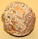 Ballen mit Nussnugat-Füllung